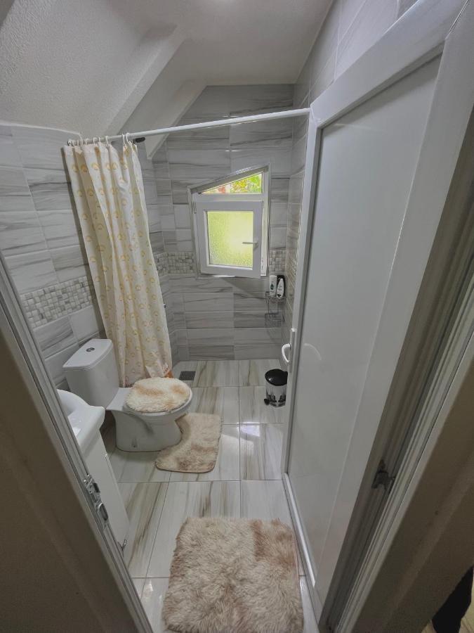 Guesthouse Gezim Selimaj Валбона Экстерьер фото